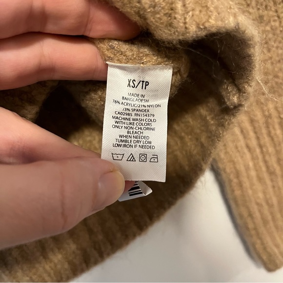 Aeropostale | Knit Turtleneck Sweater - Picture 14 of 14